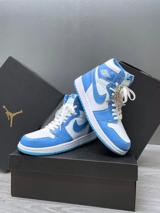 NIKE JORDAN