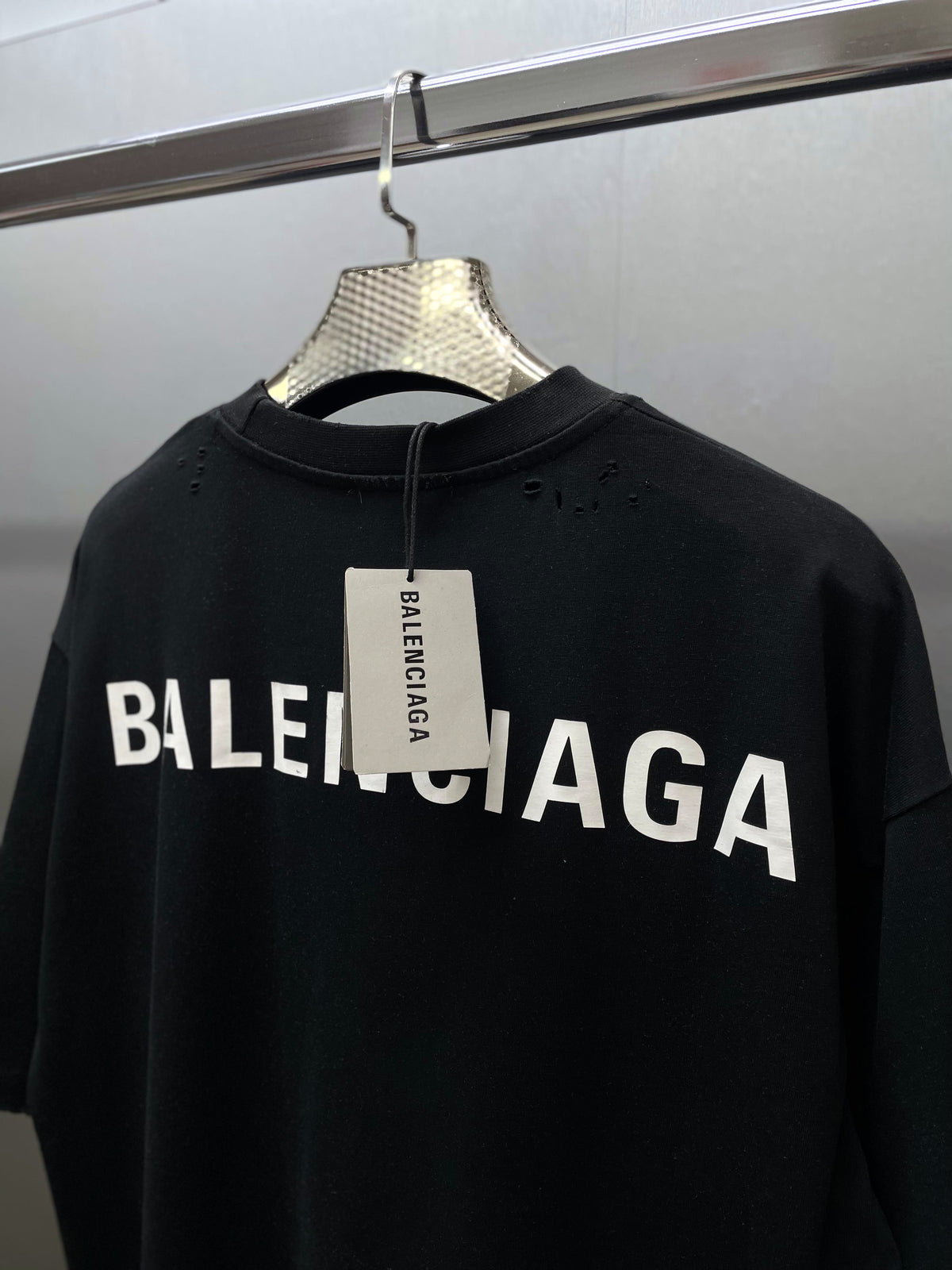 BALENCIAGA