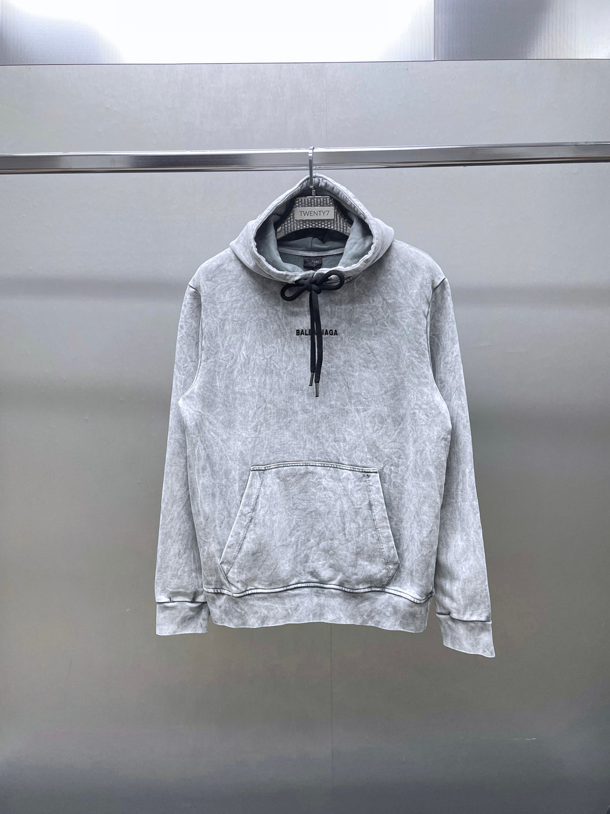 BALENCIAGA
