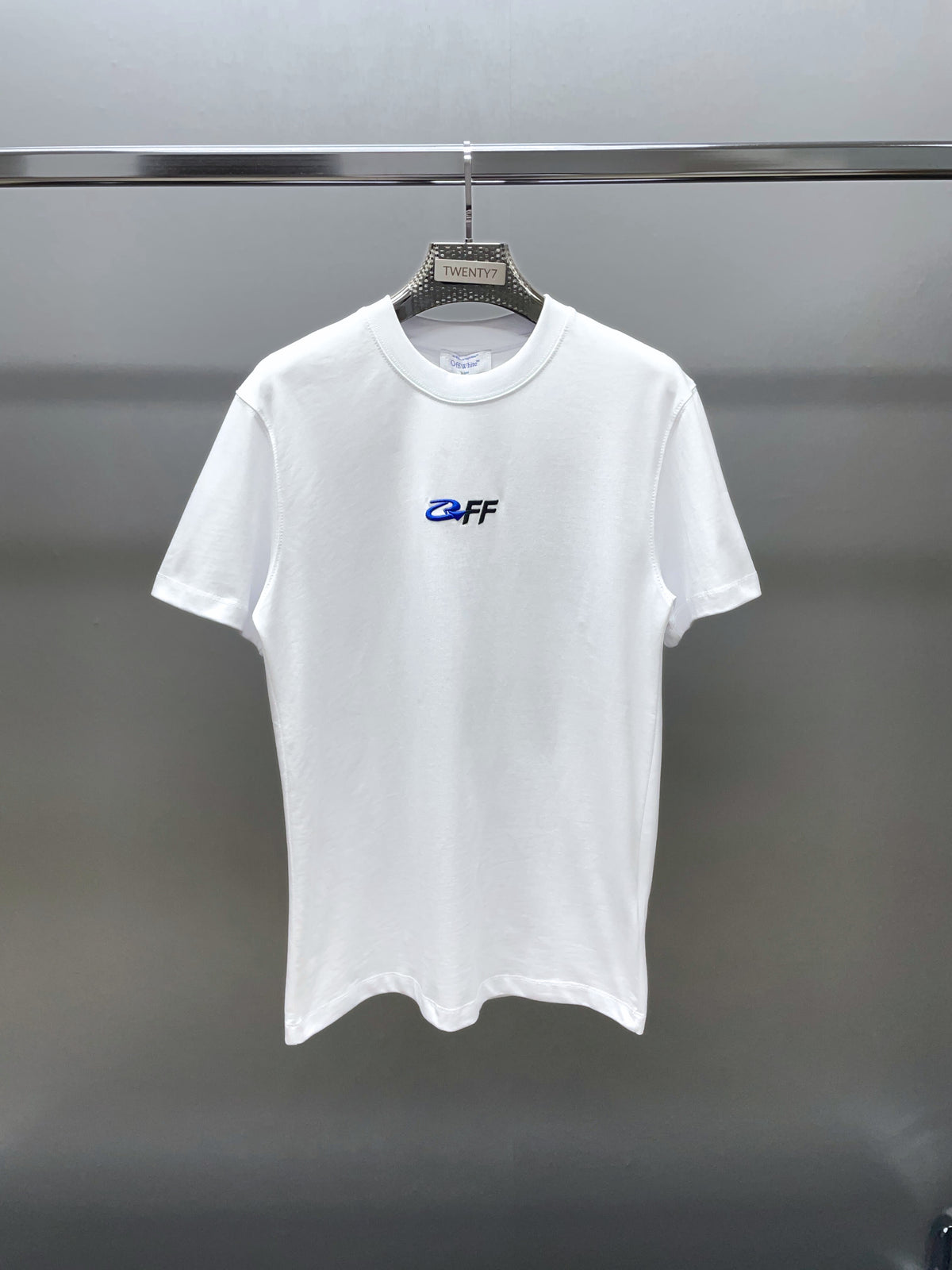 OFF WHITE