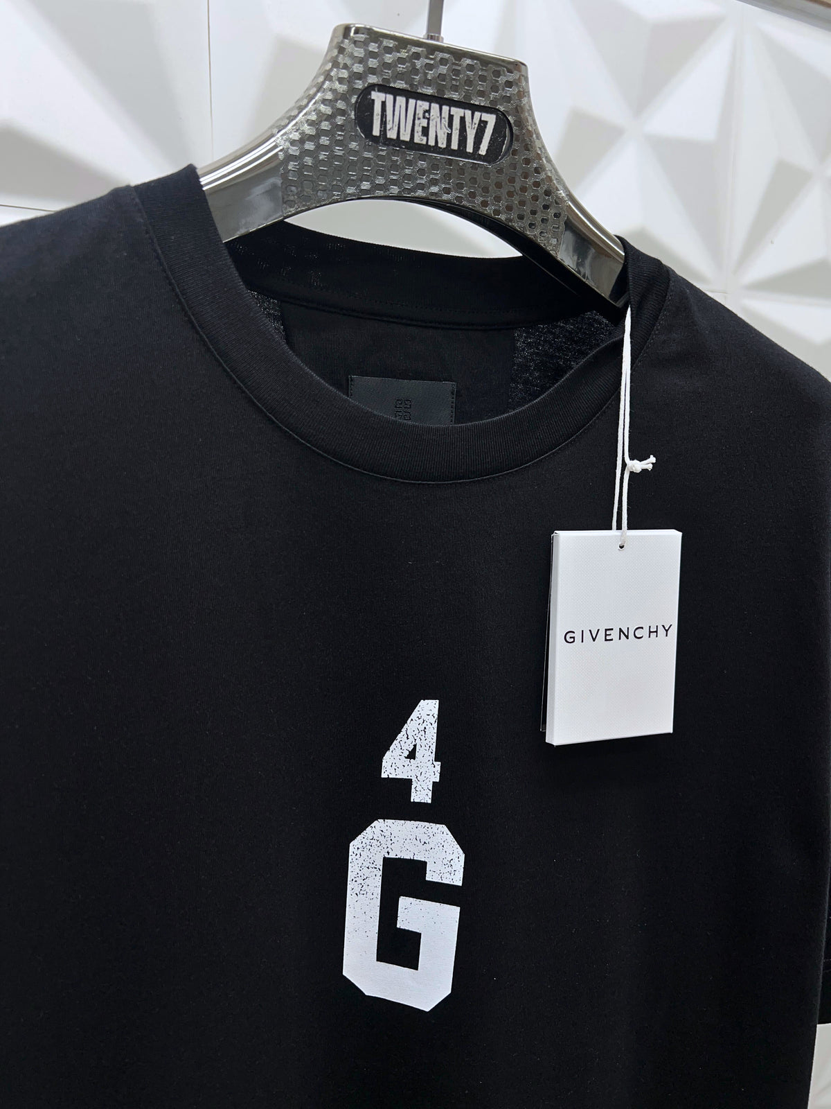 GIVENCHY