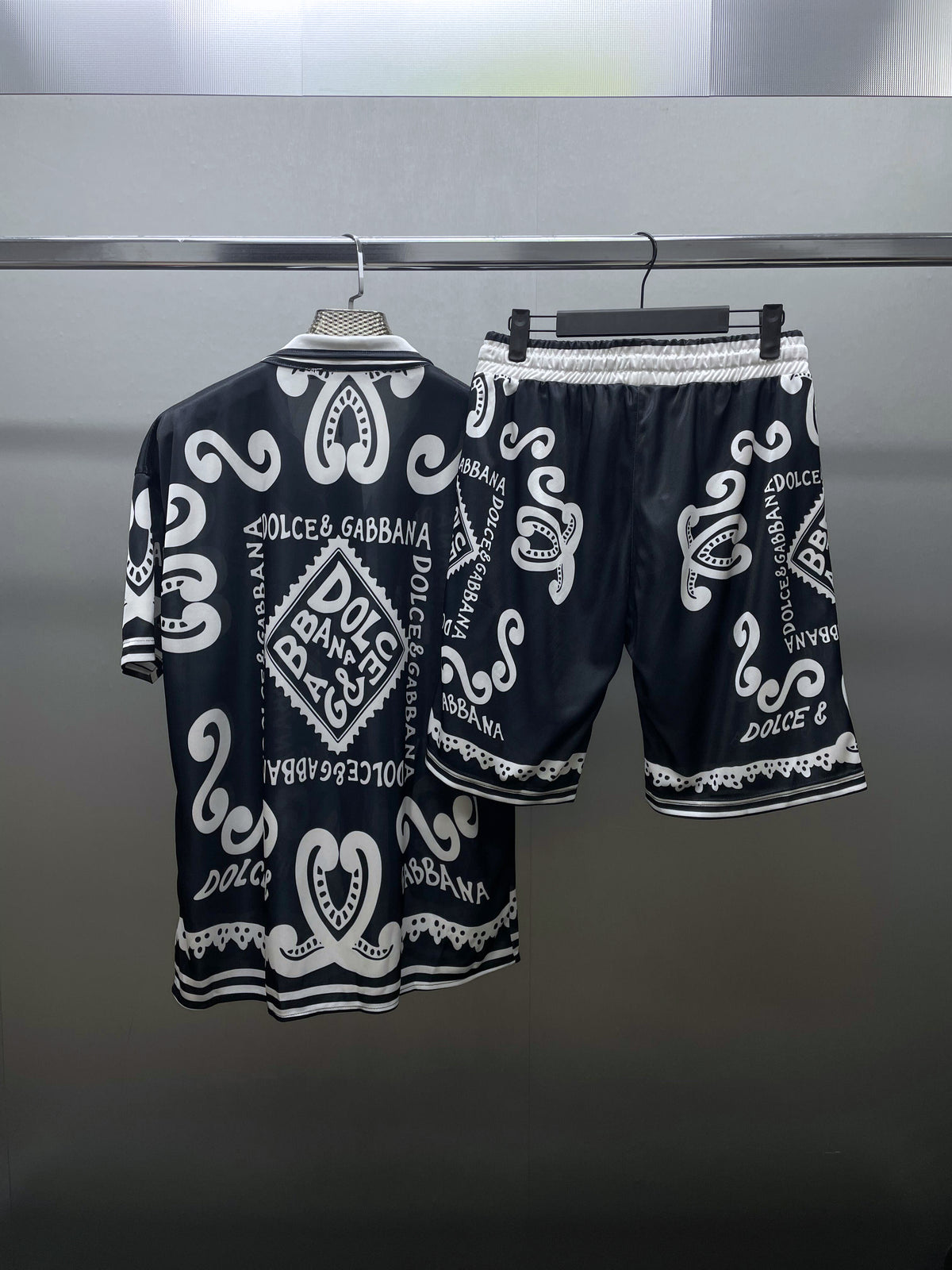 D&G