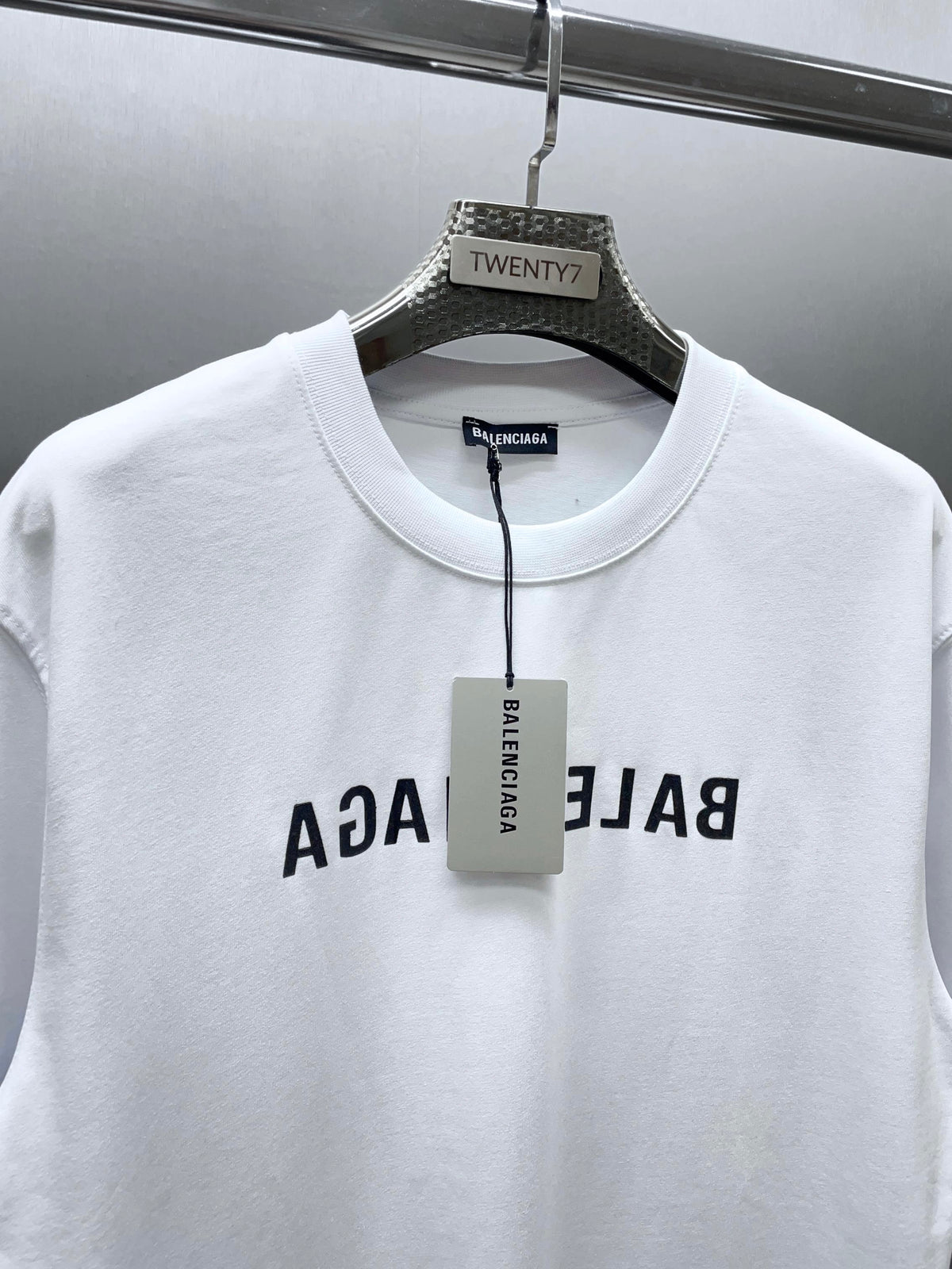 BALENCIAGA