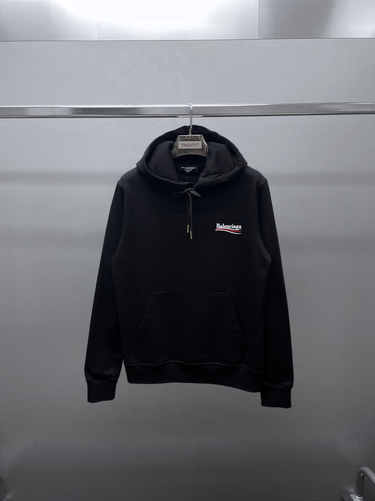 BALENCIAGA