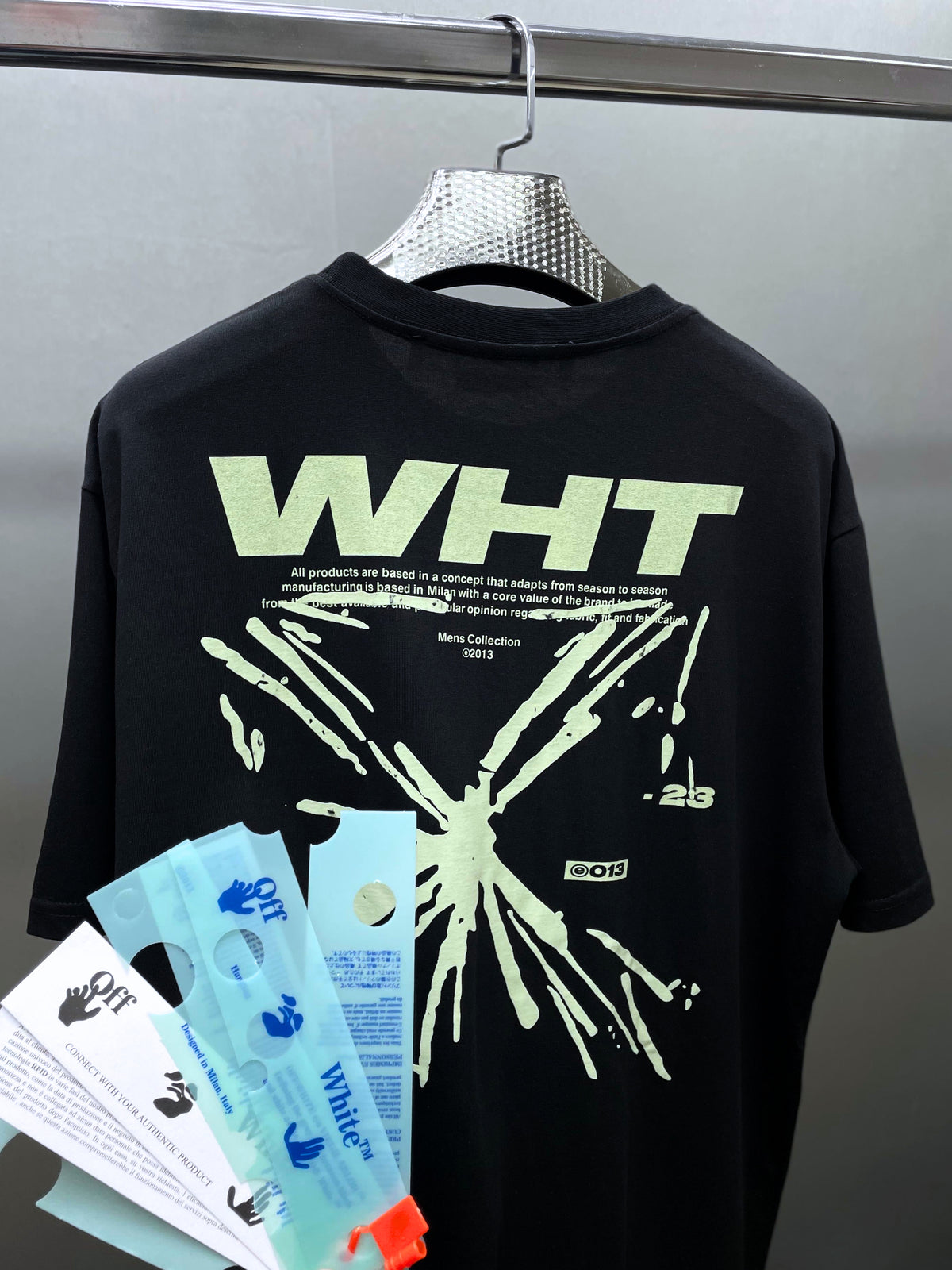 OFF WHITE