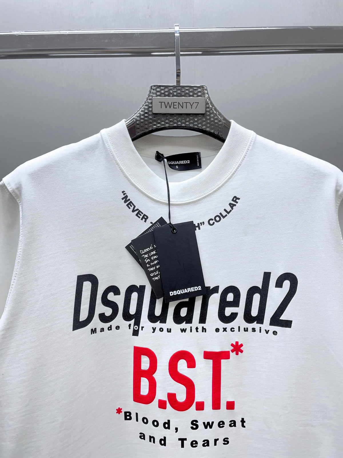 DSQUARED2