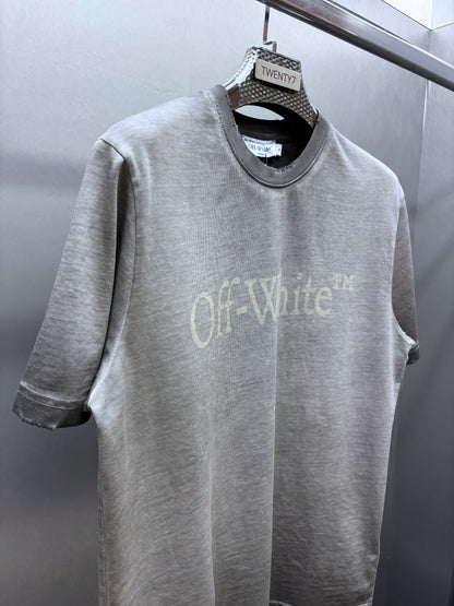 OFF WHITE