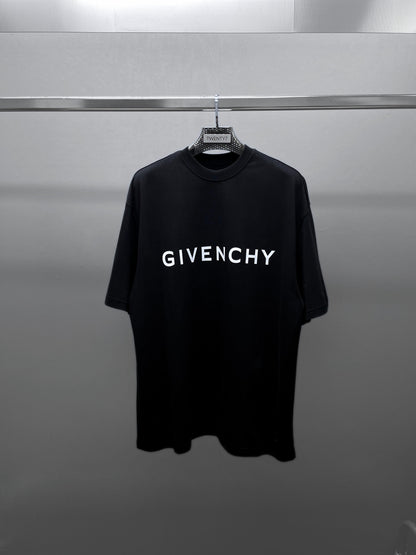 GIVENCHY