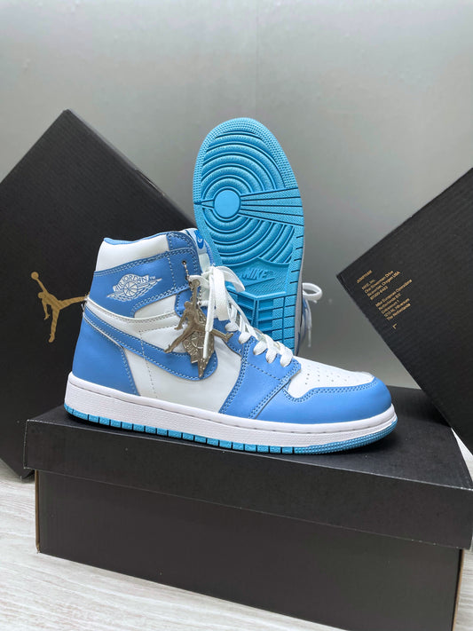 NIKE JORDAN