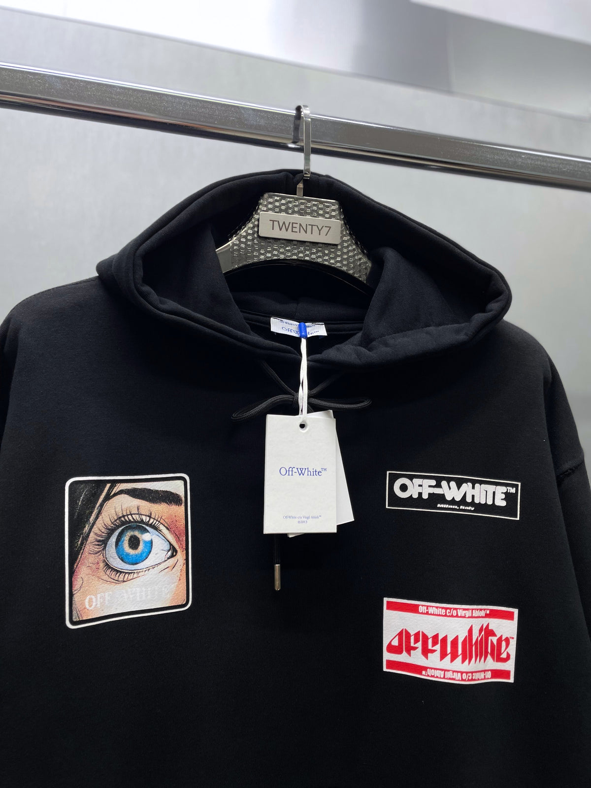 OFF WHITE