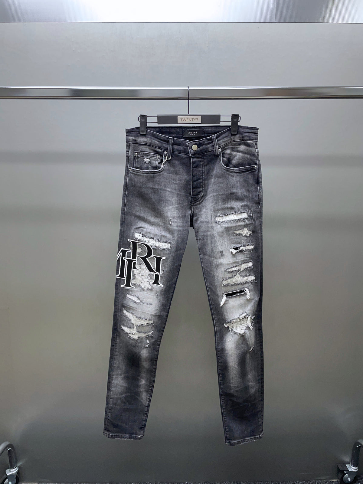 AMIRI