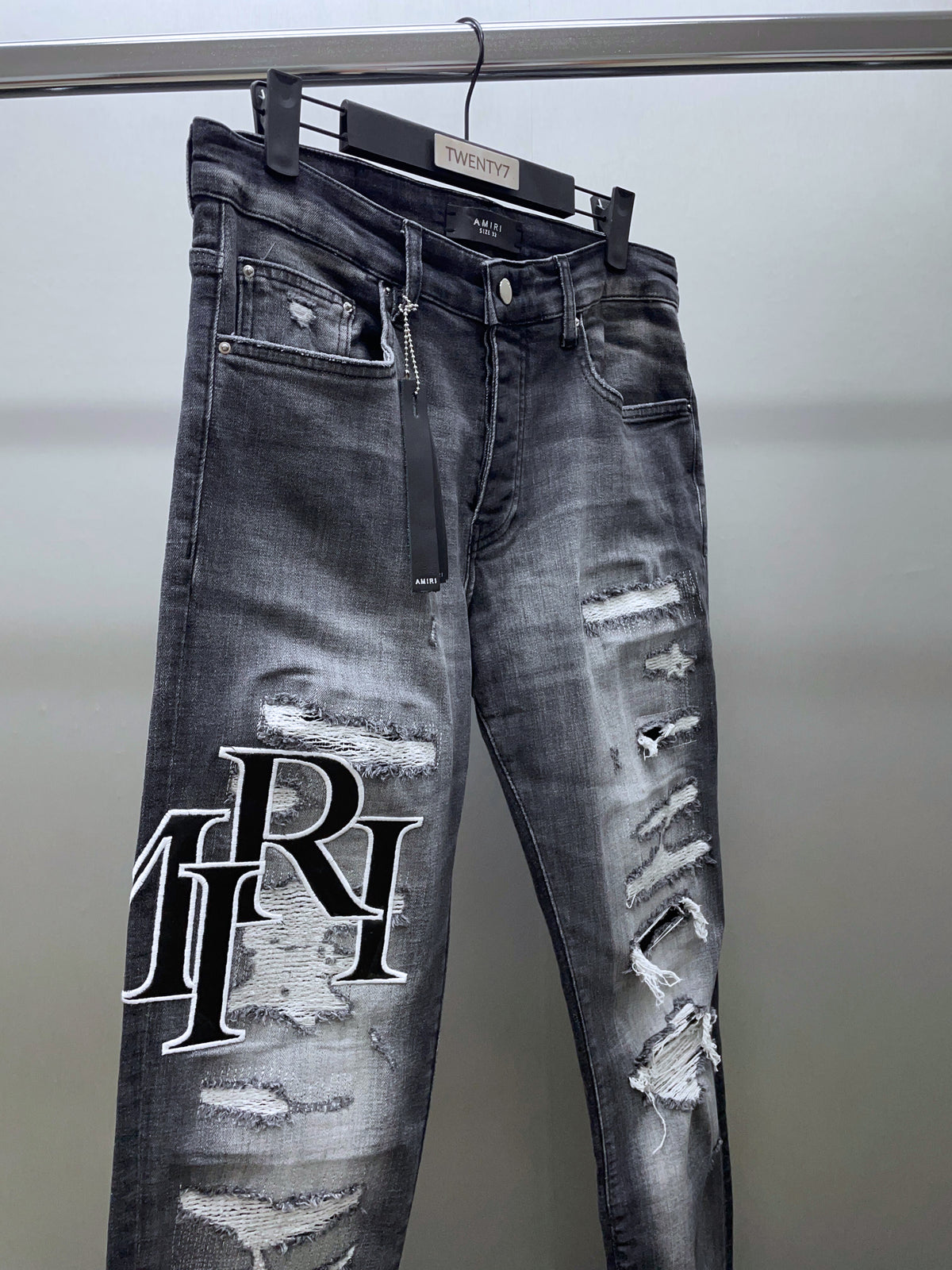 AMIRI