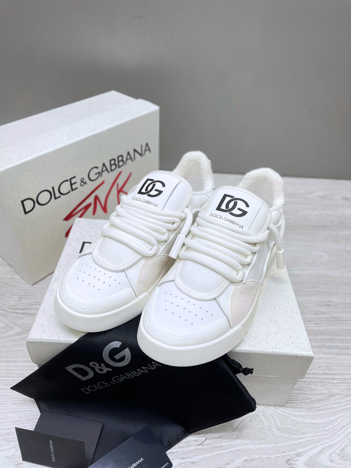 D&G