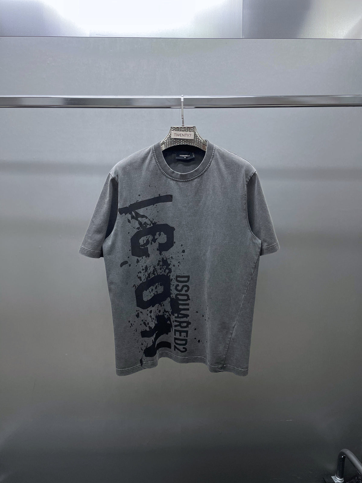 DSQUARED2