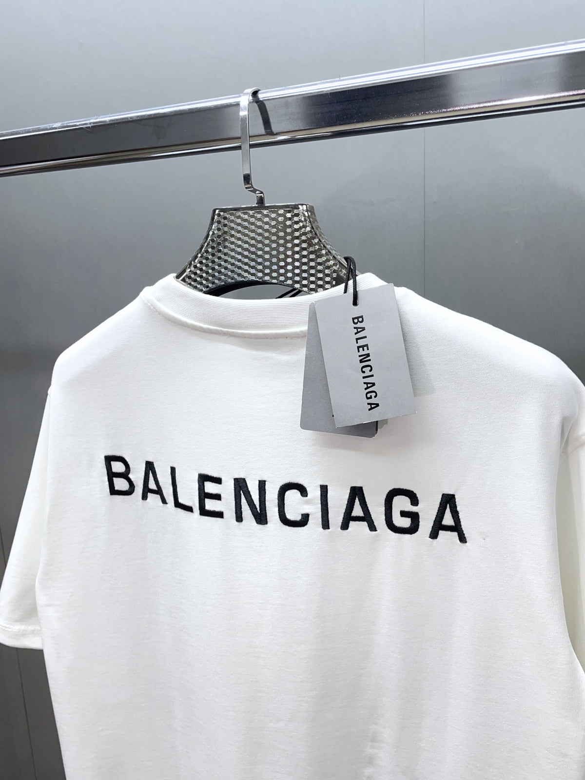 BALENCIAGA