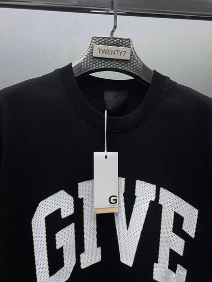 GIVENCHY