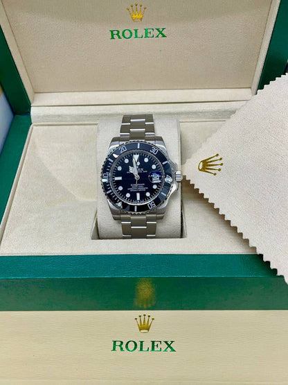 ROLEX SUBMARINER
