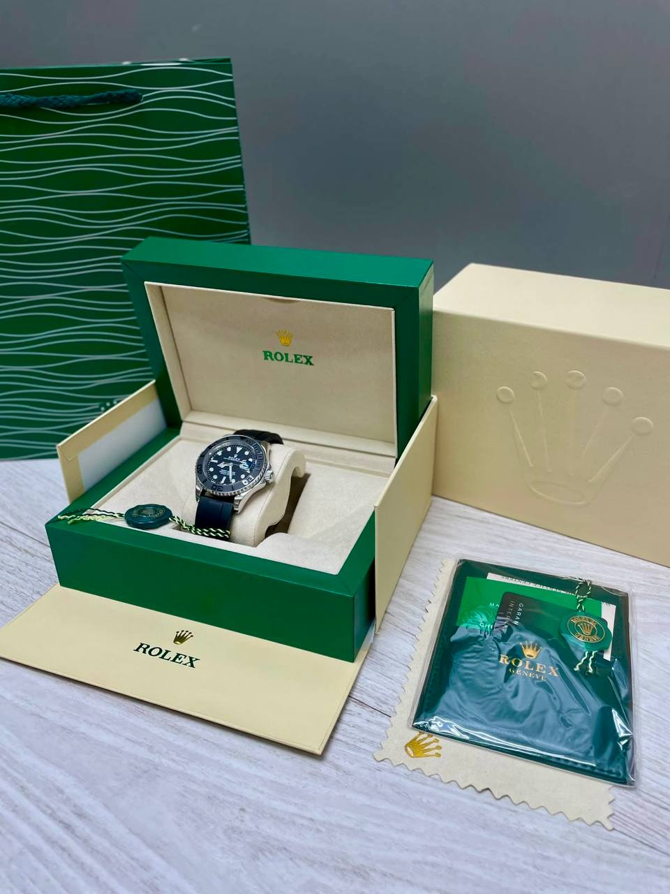 ROLEX YACHT-MASTER